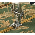 Лапка для пришивания шнура с 3 направляющими для машин с вертикальным челноком 