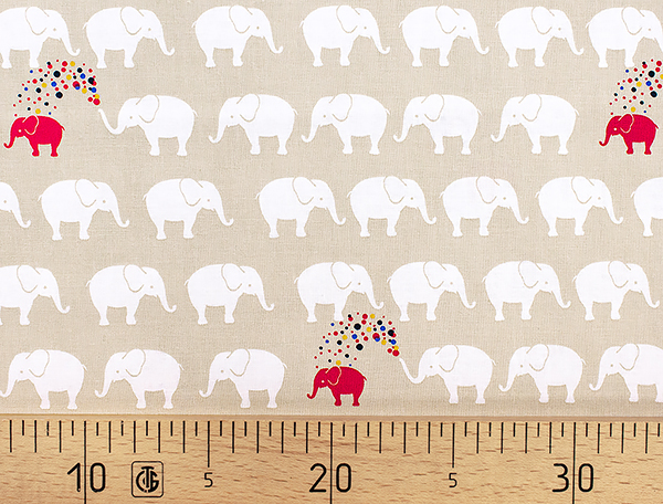 Ткань Gütermann Circus (белые слоны на бежевом) 