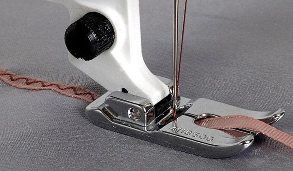 Лапка для пришивания шнура 