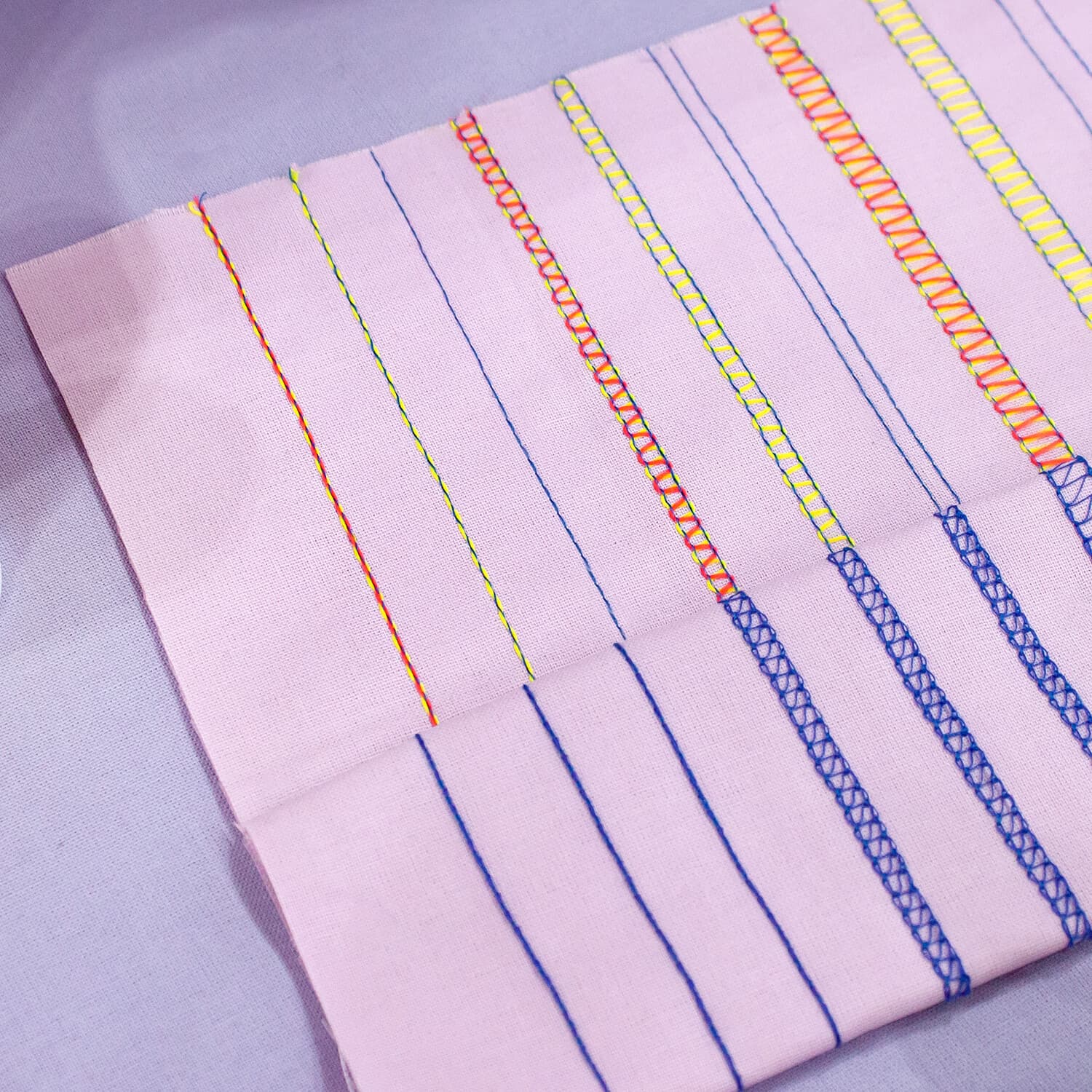 3-х игольная 6-ти ниточная плоскошовная машина BabyLock Primo BLP6 - №9