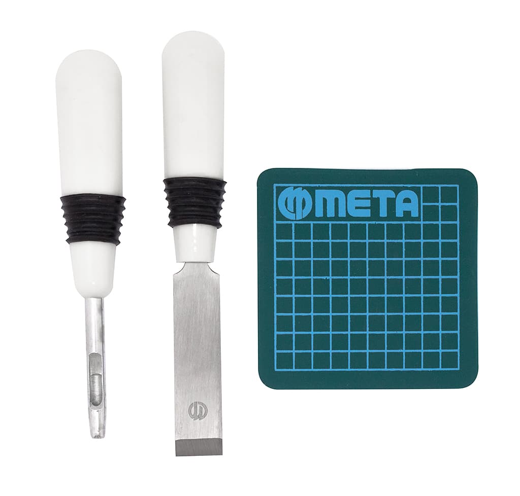 Набор для пробивания отверстий в петлях для пуговиц