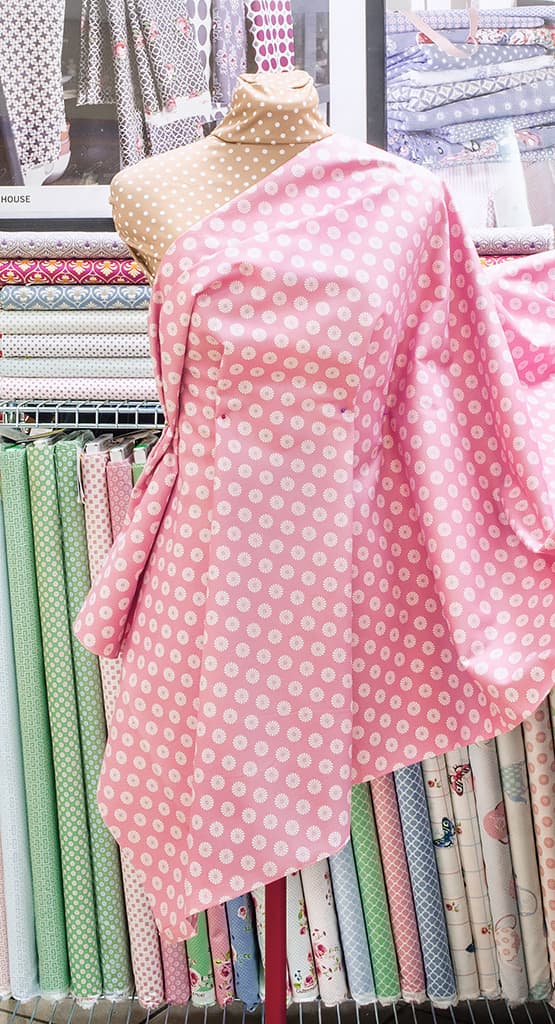 Ткань Gütermann Summer Loft (белые ромашки на розовом) - №2