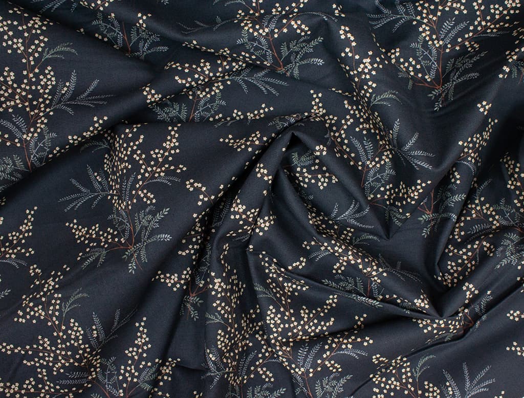 Ткань Gütermann Good Vibes (веточки с цветами на темно-сером) - №1