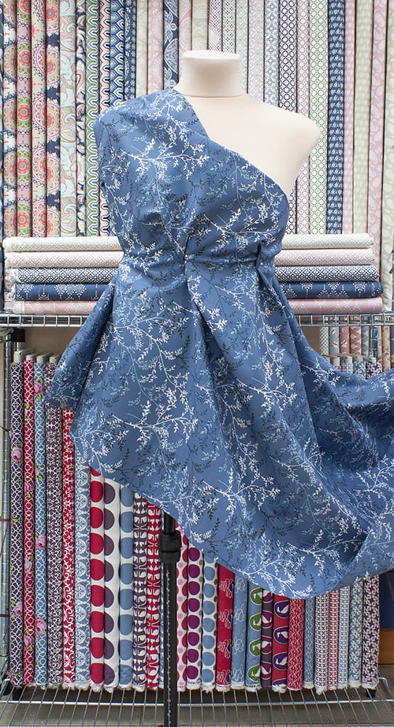 Ткань Gütermann Good Vibes (веточки на серо-голубом) - №2