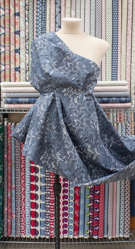 Ткань Gütermann Good Vibes (веточки на сером) - №2