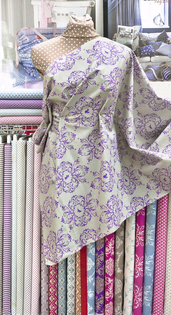 Ткань Gütermann French Cottage (сиреневые животные в орнаменте на серо-бежевом) - №2