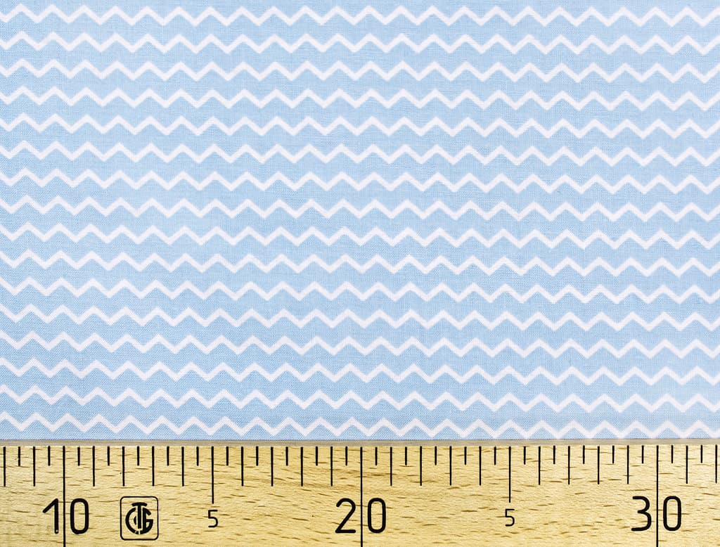 Ткань Gütermann Notting Hill (голубой/белый зиг-заг)