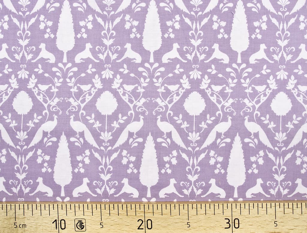 Ткань Gütermann Notting Hill (сиреневый/белые растения и животные)