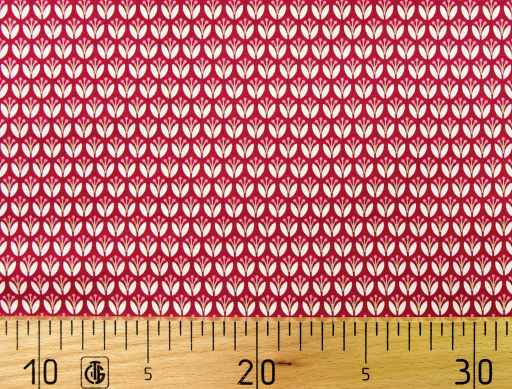 Ткань Gütermann Fenton House (красный в цветочный букет)