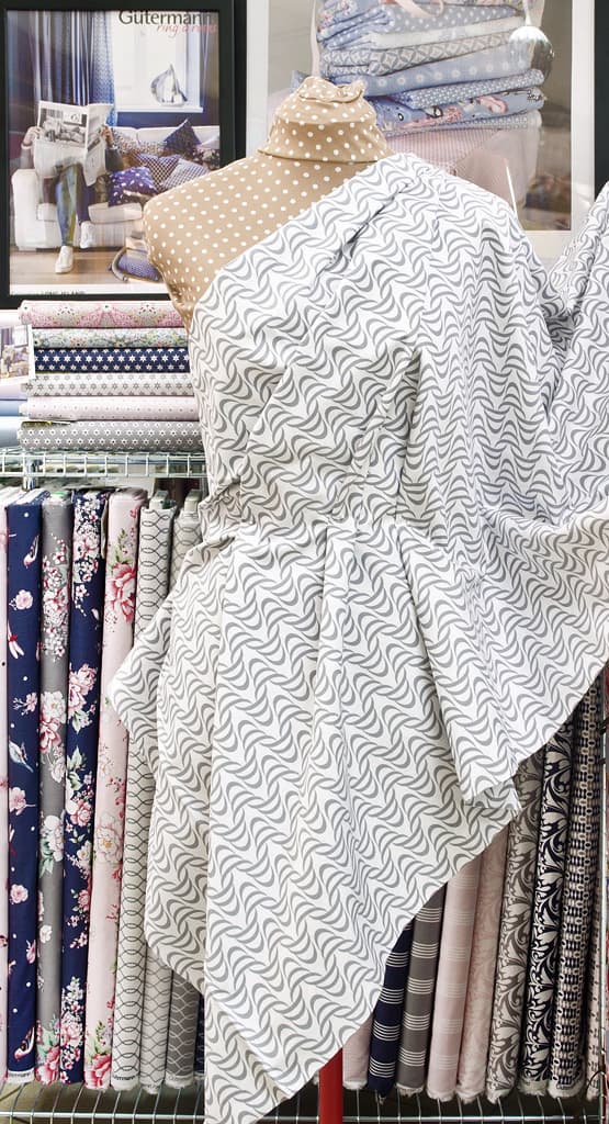 Ткань Gütermann Long Island (белый/серый рисунок) - №2