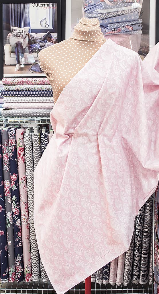 Ткань Gütermann Long Island (розовый/белые одуванчики) - №2