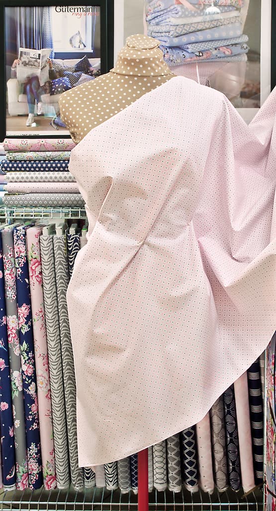 Ткань Gütermann Long Island (розовый в белый рисунок) - №2