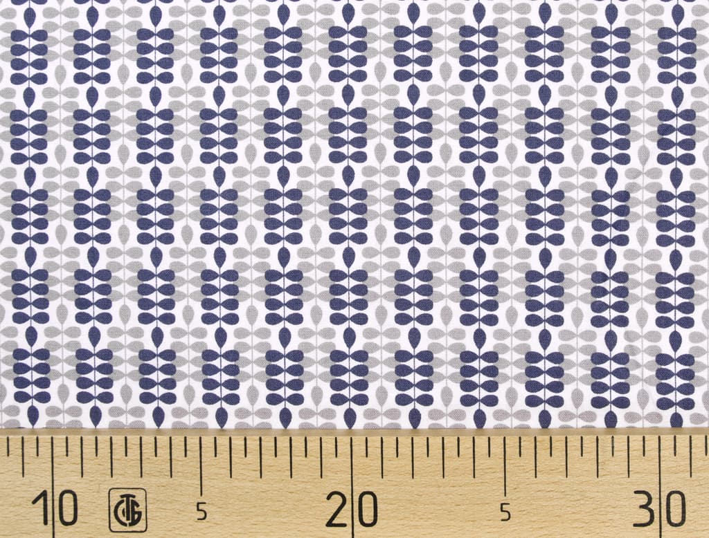 Ткань Gütermann Long Island (синие и серые веточки на белом)