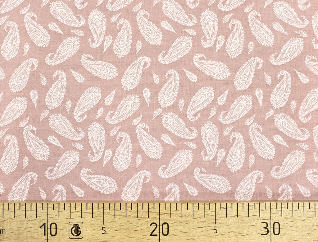 Ткань Gütermann Marrakesch (дымчато-розовый/белые восточные огурцы)