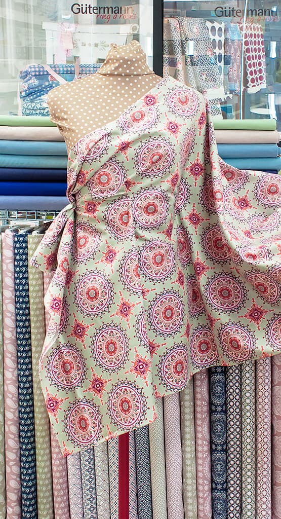 Ткань Gütermann Marrakesch (оливковый/розовая мандала) - №2