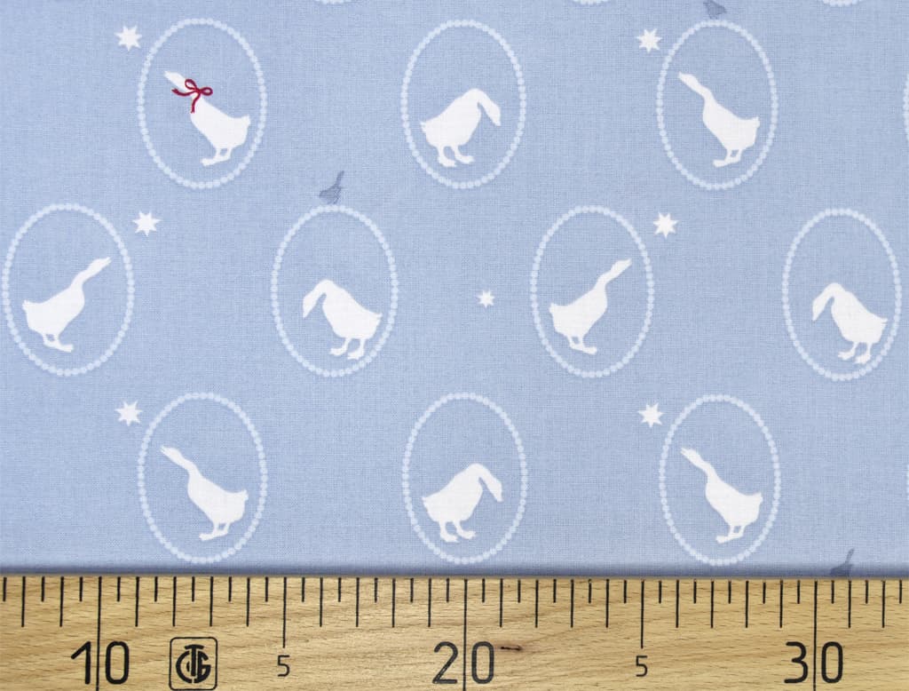 Ткань Gütermann Little Friends (голубой/белый гусь)