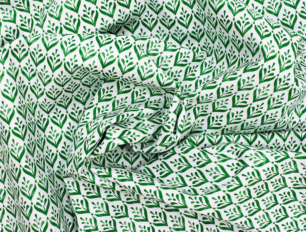 Ткань Gütermann Blooms (зеленый узор на белом) - №1