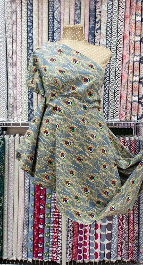 Ткань Gütermann Elegant Spirit (перья павлина на сером) - №2