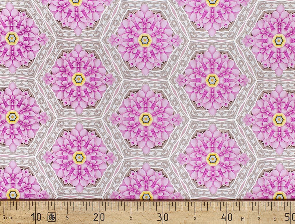 Ткань Gütermann Light Breeze (ярко-розовый цветочный калейдоскоп)