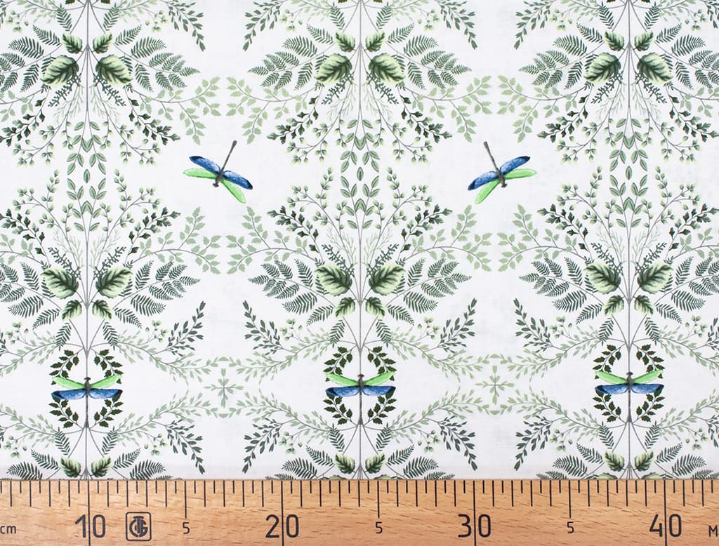 Ткань Gütermann Natural Beauty (цветы и стрекозы на белом)