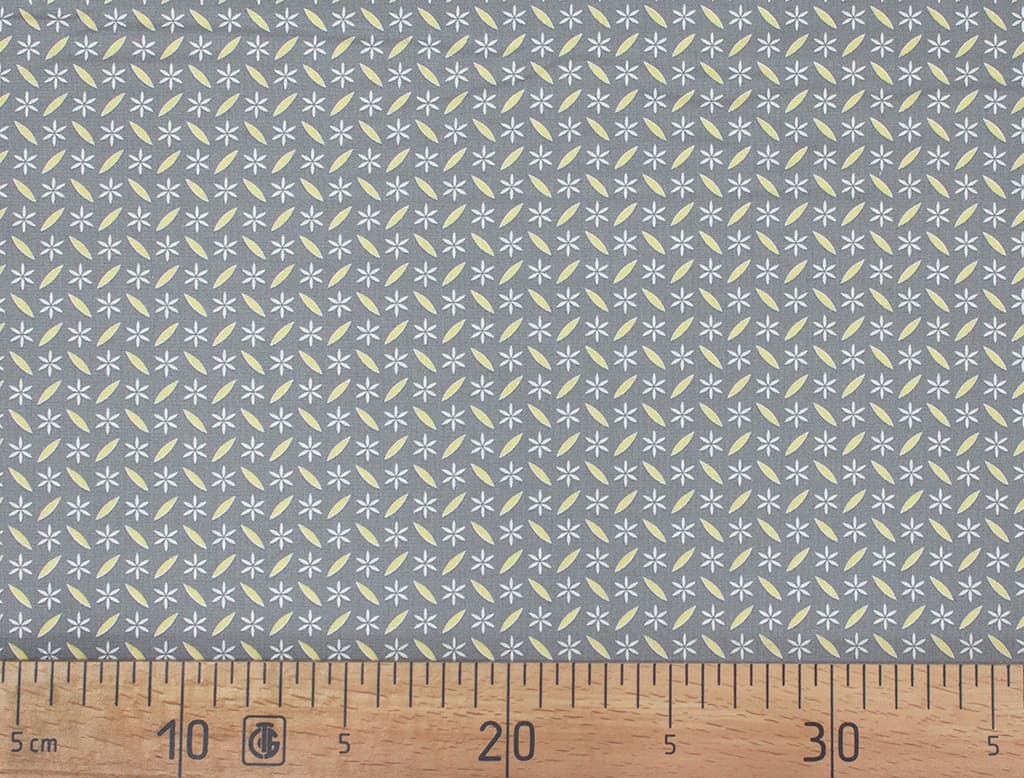 Ткань Gütermann Natural Beauty (мелкий бело-желтый узор на сером)