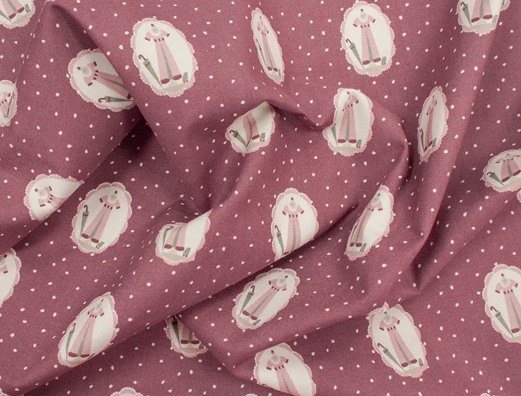 Ткань Gütermann Pemberley (манекен на бордовом) - №1