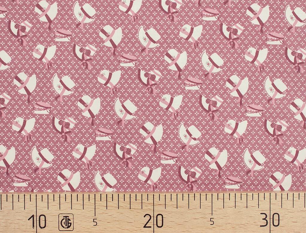 Ткань Gütermann Pemberley (шляпки на темно-розовом)