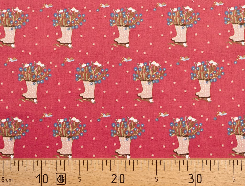 Ткань Gütermann Lizzy's Garden (сапоги с цветами на красном)