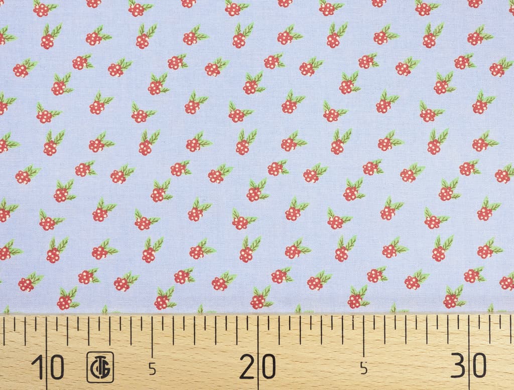 Ткань Gütermann Lizzy's Garden (ягоды на голубом)