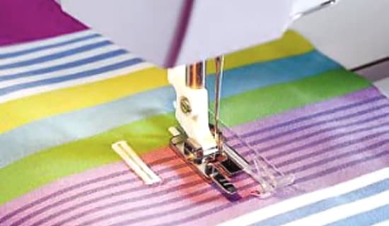 Регулируемая лапка для петли