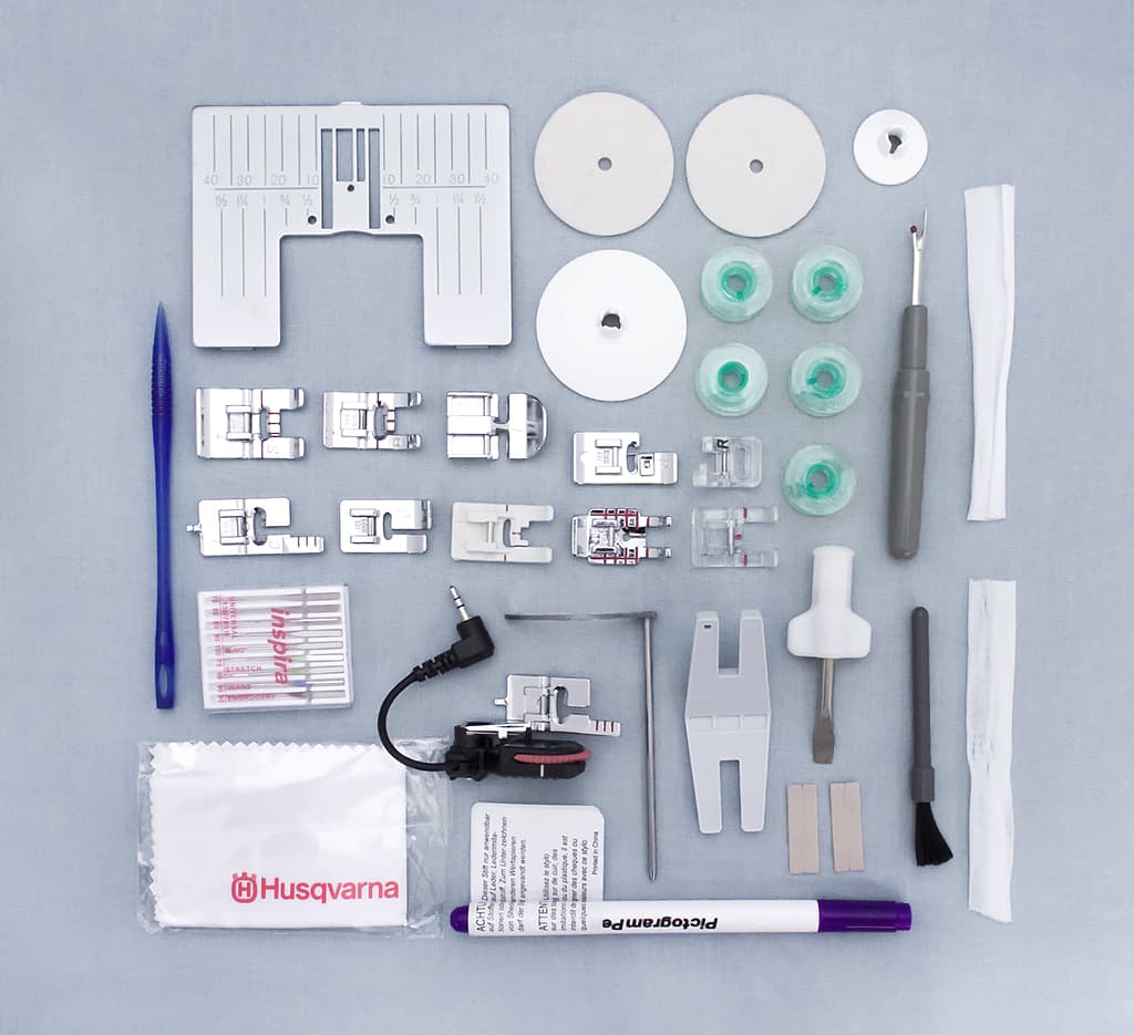 Швейная машина с микропроцессорным управлением Husqvarna Viking Sapphire 965Q - №7