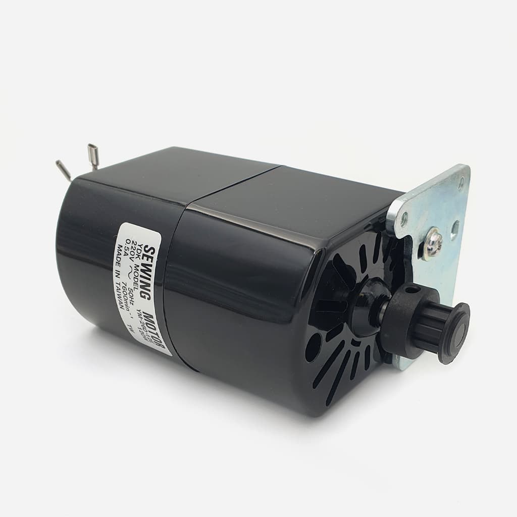 М-2045 Мотор  (YM260- 12Е)  120 W\7600 об\0,5 A Janome  634 D, 205D - №1