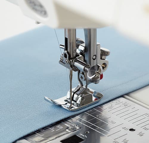 Лапка для прямой строчки для машин с вертикальным челноком