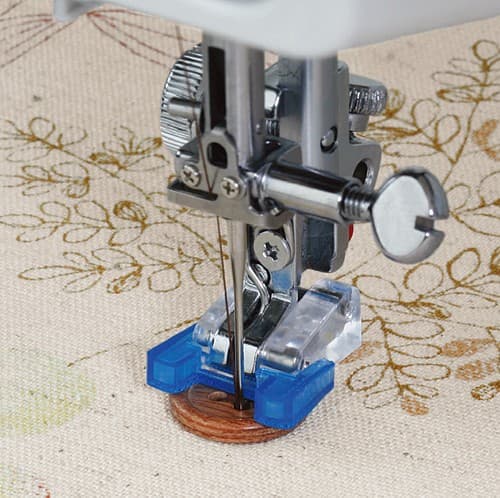 Лапка для пришивания пуговиц для машин с вертикальным челноком