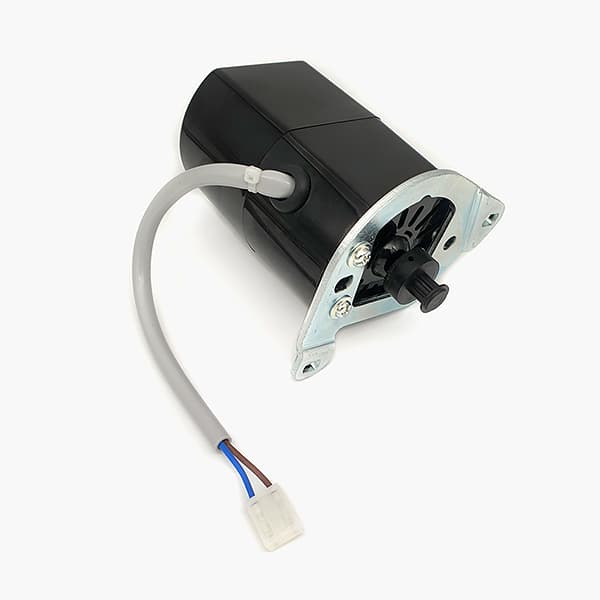 M2138  Мотор YM-260-9\220v\90w ,крепл по сторонe/Janome 23 X,U,2324,6125,4123,8124E,Р-118 undefined