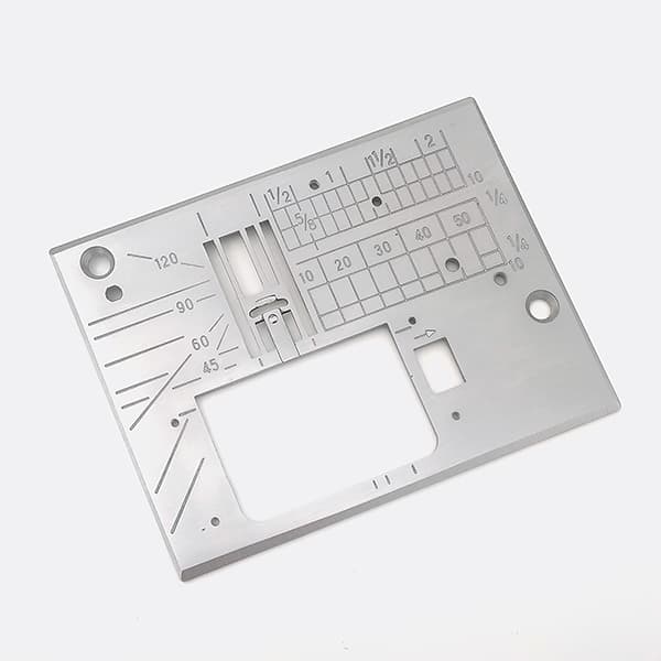 Игольная пластина для Janome 7700