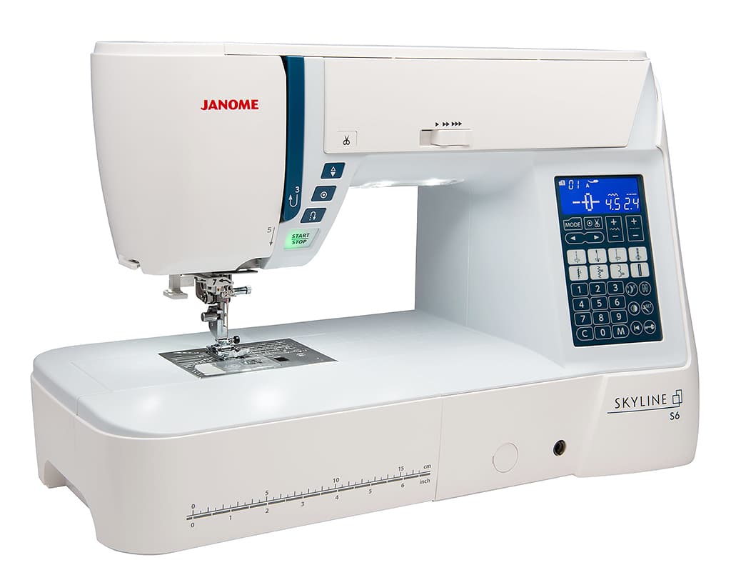 Швейная машина с микропроцессорным управлением Janome Skyline S6