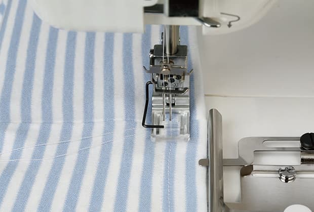 Набор лапок и расширительный столик для Janome CoverPro - №2