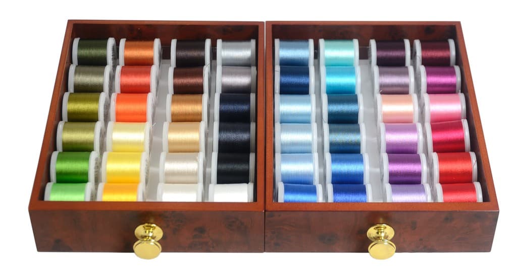 48 катушек Rayon равномерной окраски по 200м в шкатулке Подарочный набор вышивальних ниток Madeira Rayon - №1