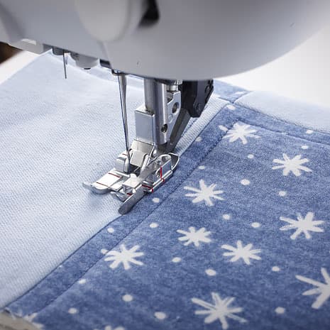 Лапка для пэчворка с разметкой 1/4 дюйма с правым направителем IDT