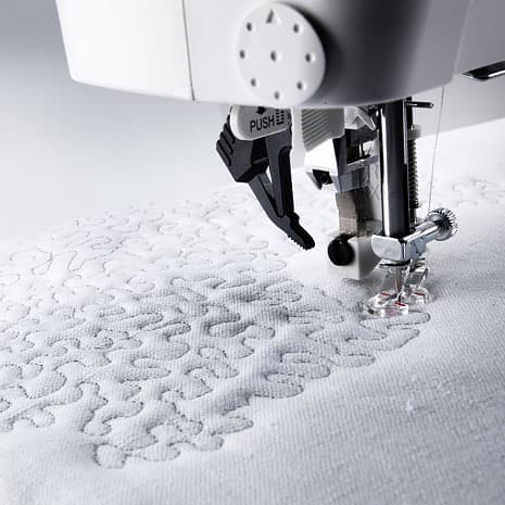 Открытая лапка для простегивания в технике свободного передвижения