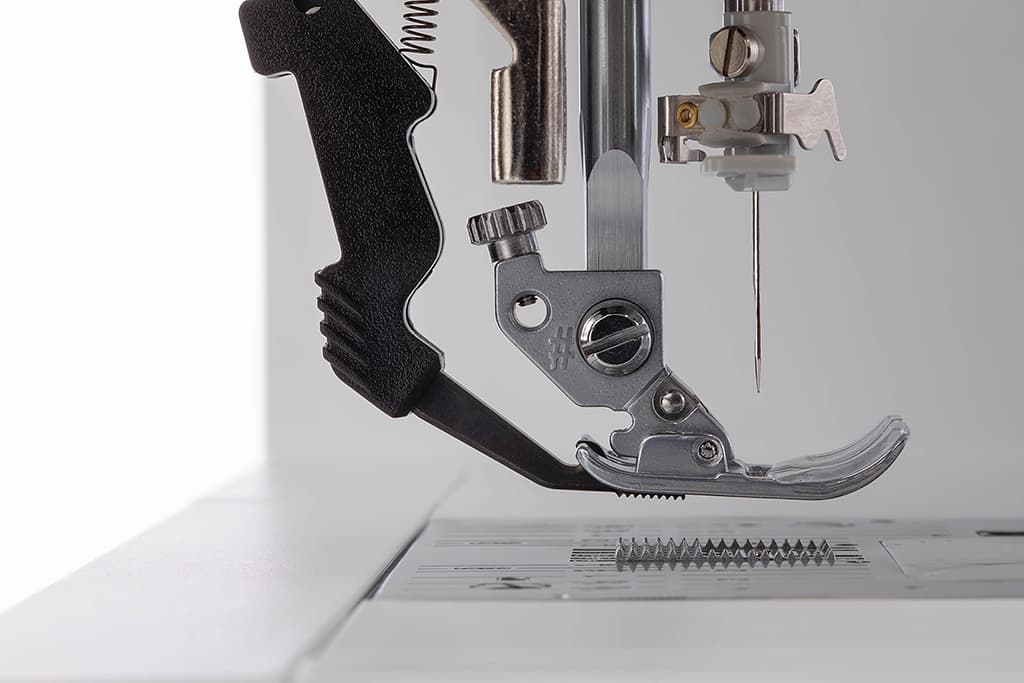 Швейная машина с микропроцессорным управлением Pfaff Ambition 620 - №4