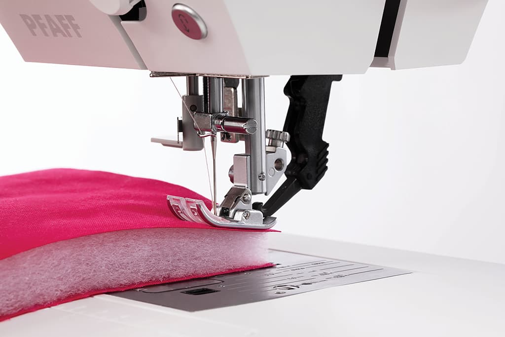 Швейная машина с микропроцессорным управлением Pfaff Quilt Ambition 630 - №5