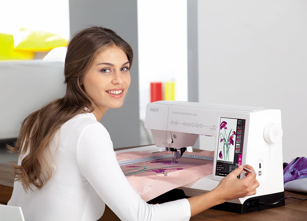 Швейно-вышивальная машина Pfaff Creative Sensation Pro - №2