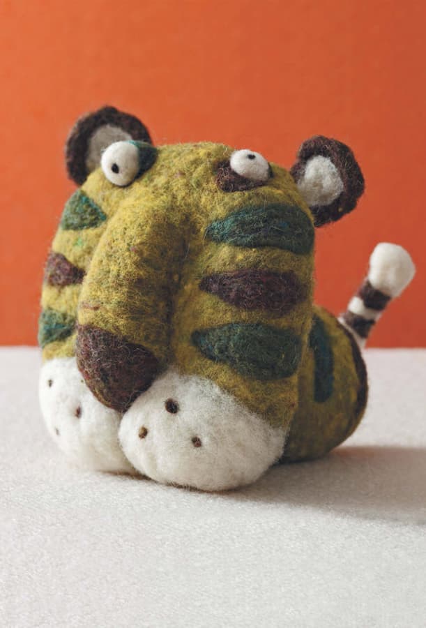 Джеки Хуан Игрушки-валяшки. Озорные проекты в технике "игольный фелтинг" - №4