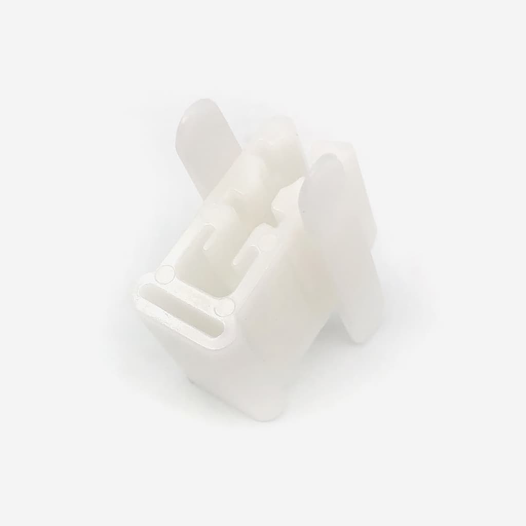 Держатель нитенаправителя SK270/280/830/840/860/ 155/YC6