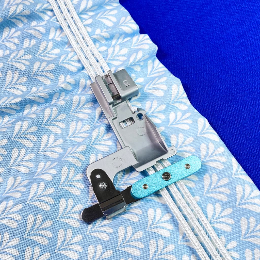 Лапка многофункциональная с набором направителей для резинки для Family ML 750 Pro и ML 950 Pro - №1