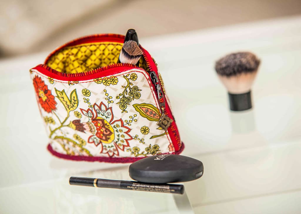 Плотная и очень стабильная клеевая прокладка, похожая на кожу Decovil Плотная клеевая прокладка, похожая на кожу - №2