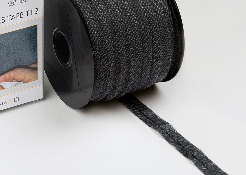 Лента клеевая с прострочкой Formband Клеевая лента для округлых срезов, графитовый - №1