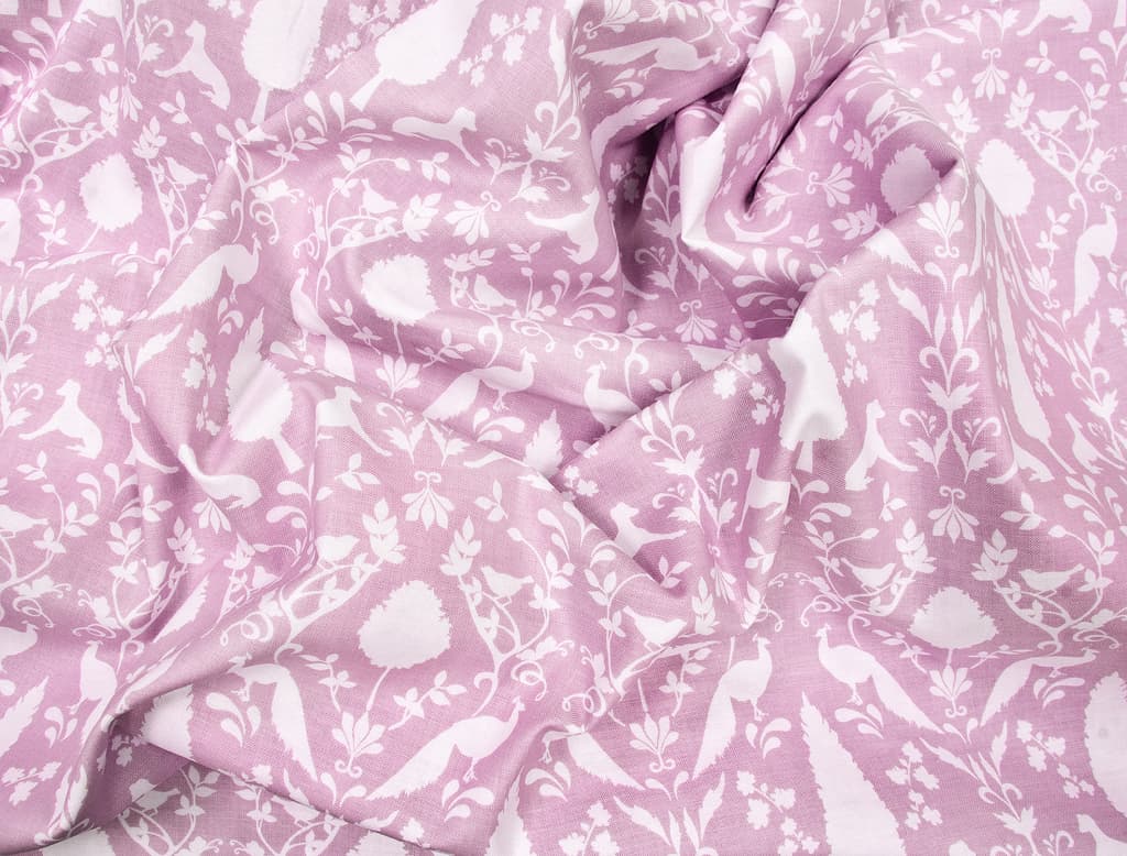 Ткань Gütermann Notting Hill (розовый/белые растения и животные) - №1